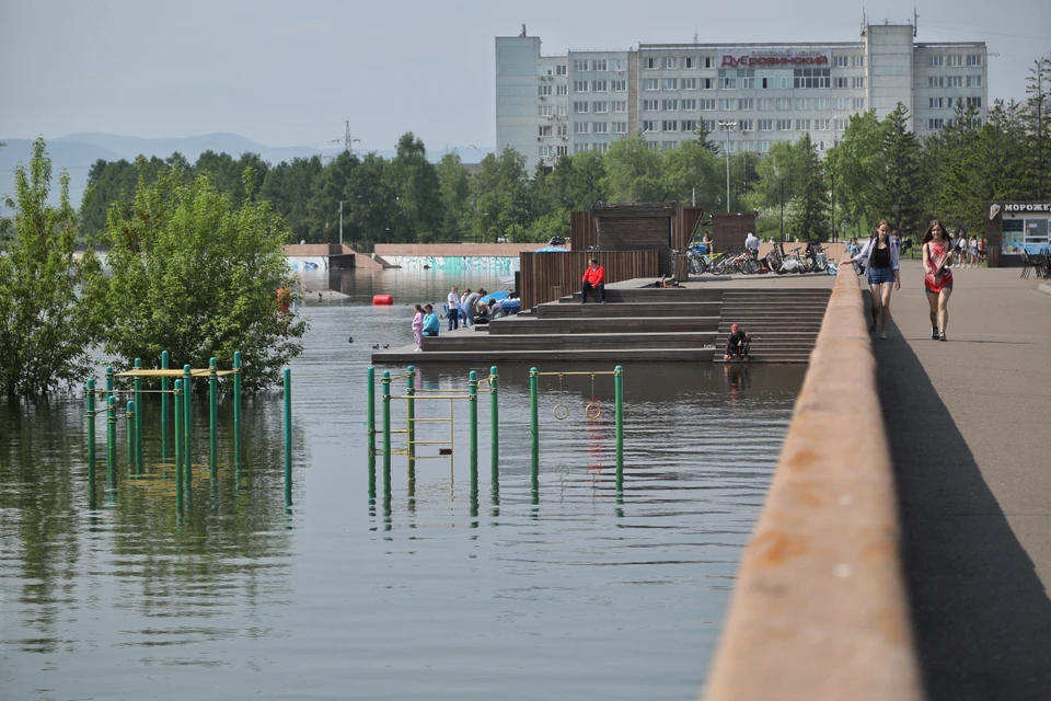 В городе полно затопленных участков