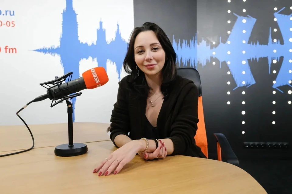 Елизавета Туктамышева дала новое откровенное интервью, в этот раз на ПМЭФ-21.