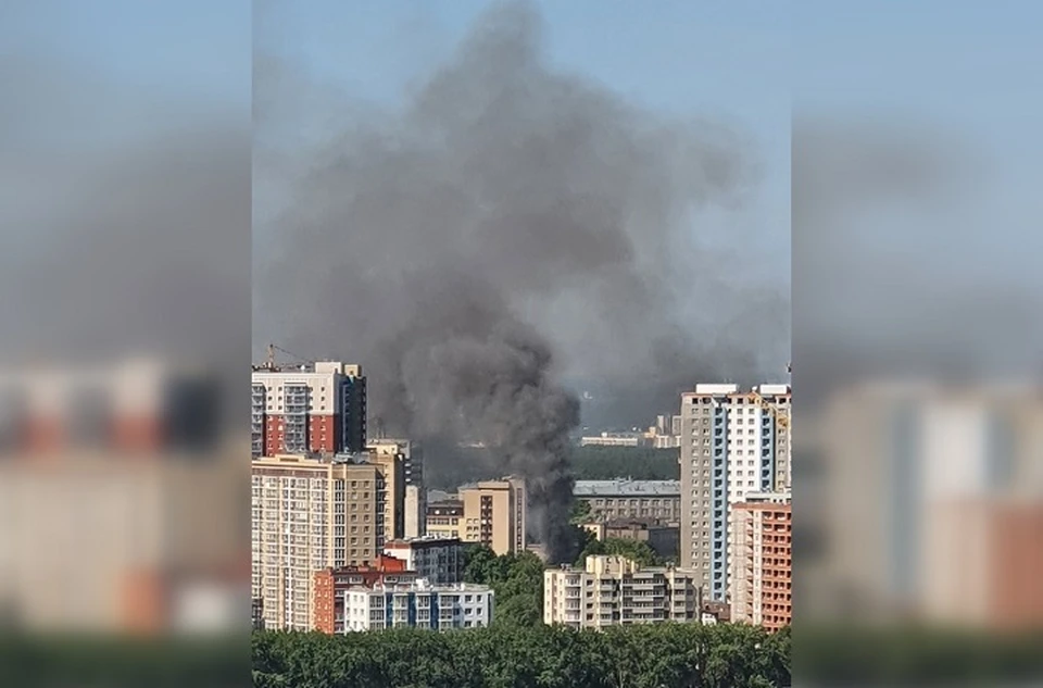 Пожар на улице Левченко в Перми. Фото: ВКонтакте "Мой город Пермь".