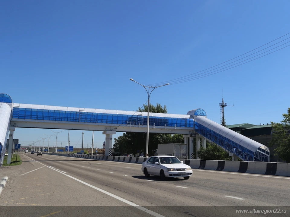 Всего будет реконструировано 17 километров дороги
