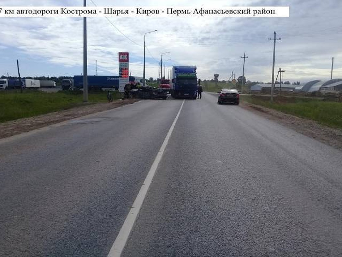 В Афанасьевском районе водитель «семерки» столкнулся со встречным  грузовиком - KP.RU
