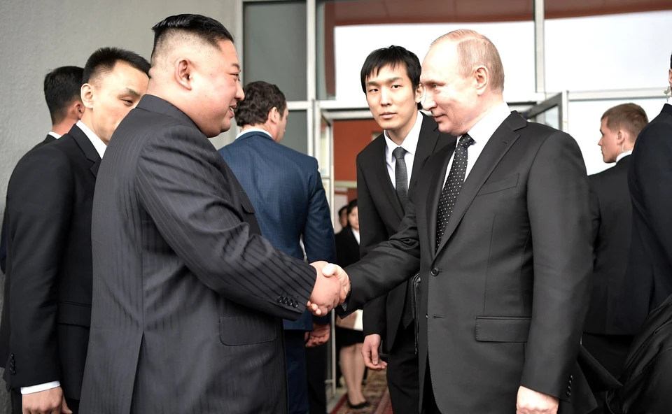 Ким Чен Ын поздравил Путина с Днем России.