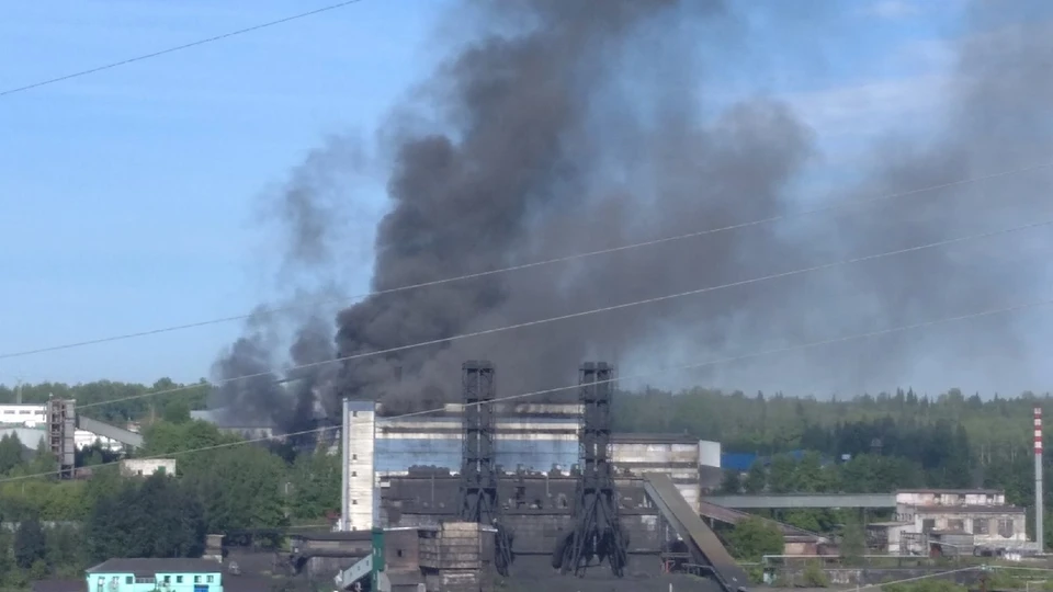 Замгубернатора Кузбасса сообщил подробности пожара на обогатительной фабрике. Фото: ВКонтакте/bereza_42.