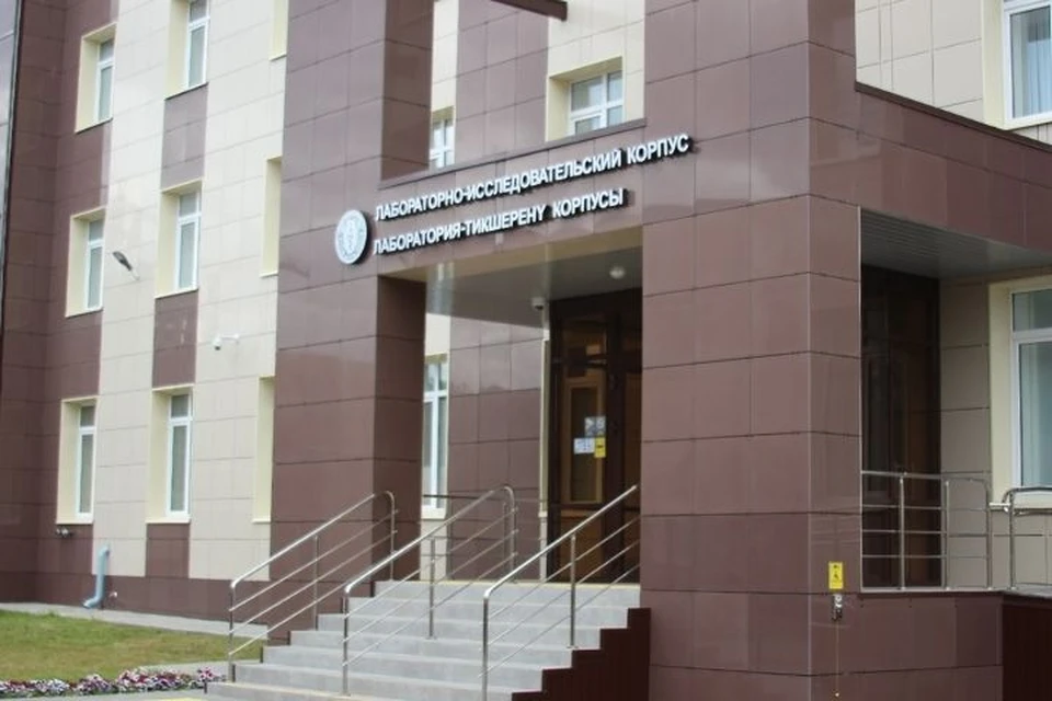 Новый комплекс включает пятиэтажный основной корпус, двухэтажный вспомогательный корпус и двухуровневую парковку. Фото: Минздрав Татарстана
