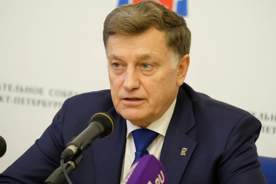Спикер ЗакСа Макаров предоставил суду личное поручительство за депутата Резника