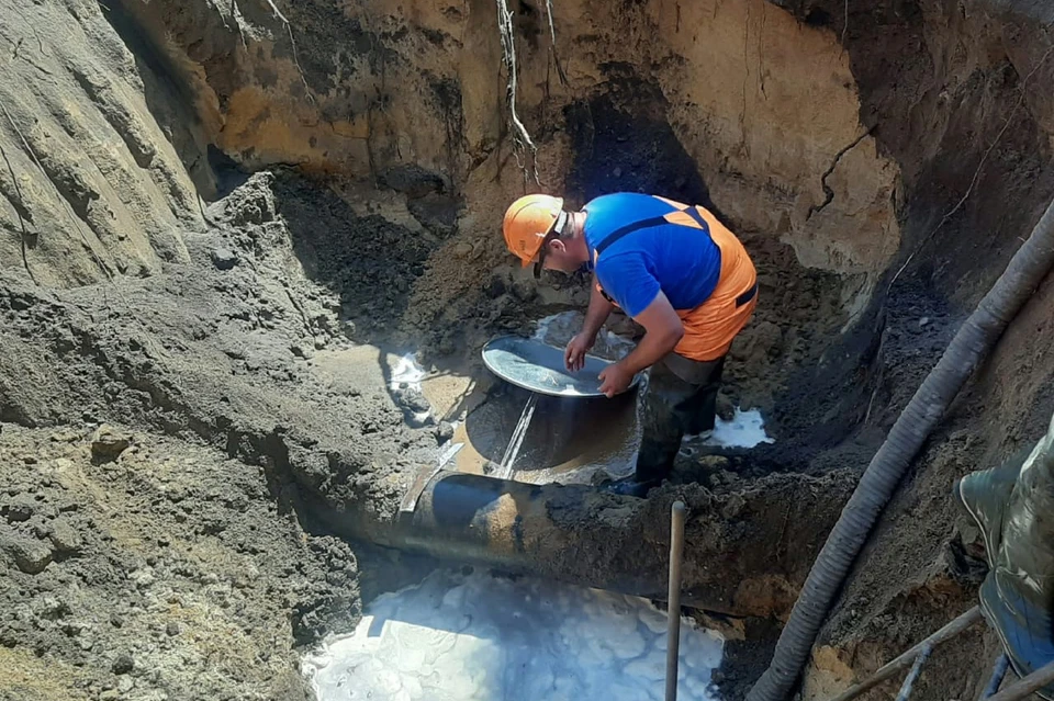 Ремонт на чугунном водопроводе потребовался в микрорайоне Придонской