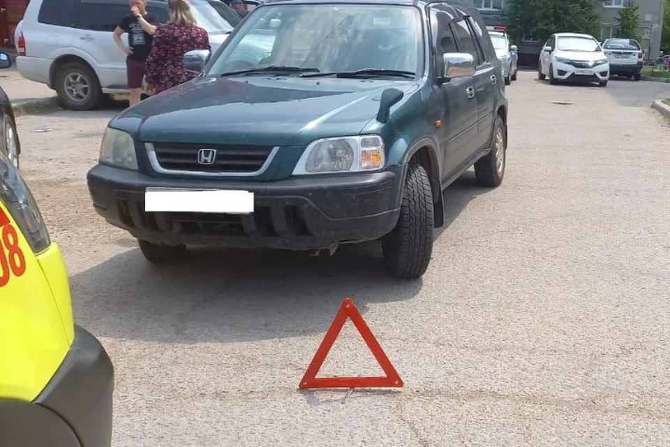 Восьмилетний мальчик выскочил под колеса иномарки в Хабаровске