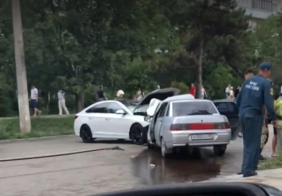 Обстоятельства ДТП выясняются. Фото: скриншот из видео.