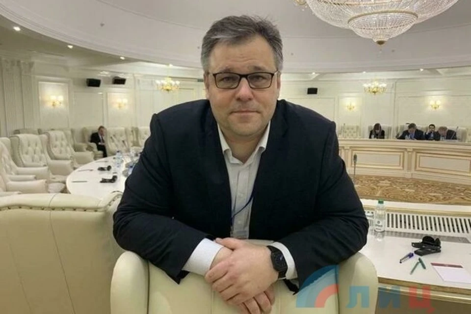 Мирошник сообщил, что Киев сводит переговоры к ничего не значащей имитации процесса. Фото: ФБ/Родион Мирошник