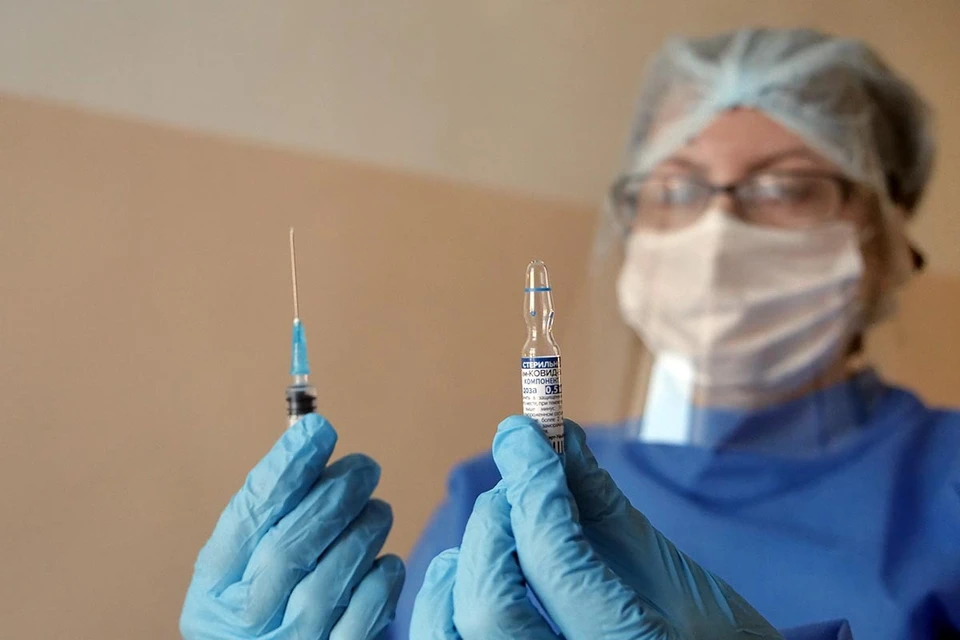 Авторитетный журнал Nature опубликовал обзорную статью, посвященную российской антиковидной вакцине «Спутник V».