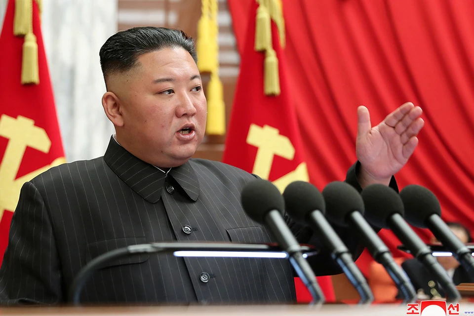Ким Чен Ын на съезде Трудовой партии Кореи в Пхеньяне.