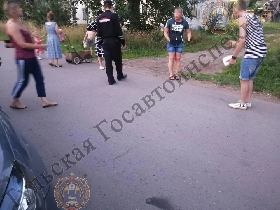 Ребенок без взрослых выехал на дорогу