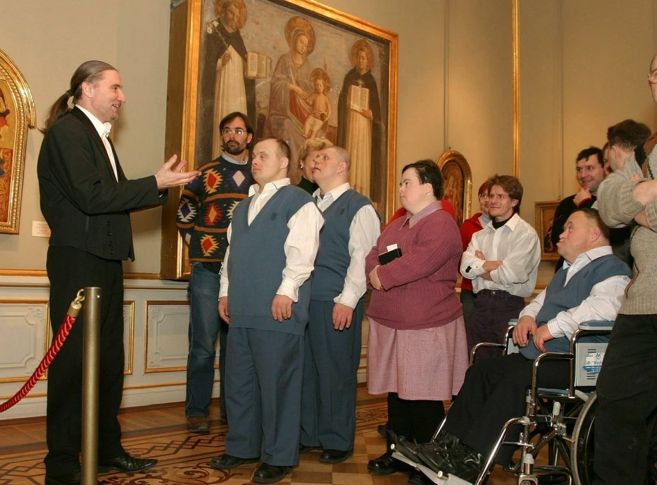 Более половины россиян относится к людям с синдромом Дауна как к инвалидам