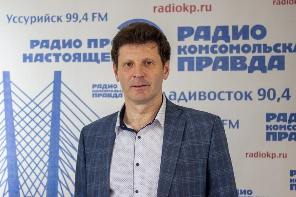 Максим Белобородов в студии радио «Комсомольская правда - Владивосток»