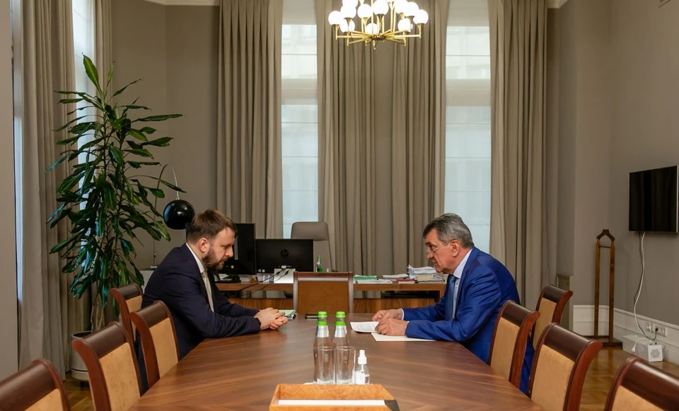 На встрече в Москве. Фото: сайт главы РСО - Алания.