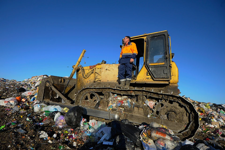 Каждый год только в России появляется 60 млн тонн новых бытовых отходов. Это полтонны мусора на каждого взрослого человека! И большинство из этих отходов отправляются на полигоны