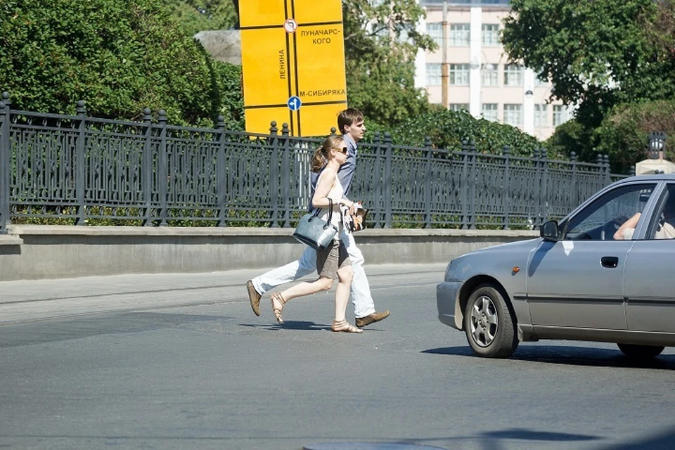 Ликвидировать ограждения в Екатеринбурге начнут с центра