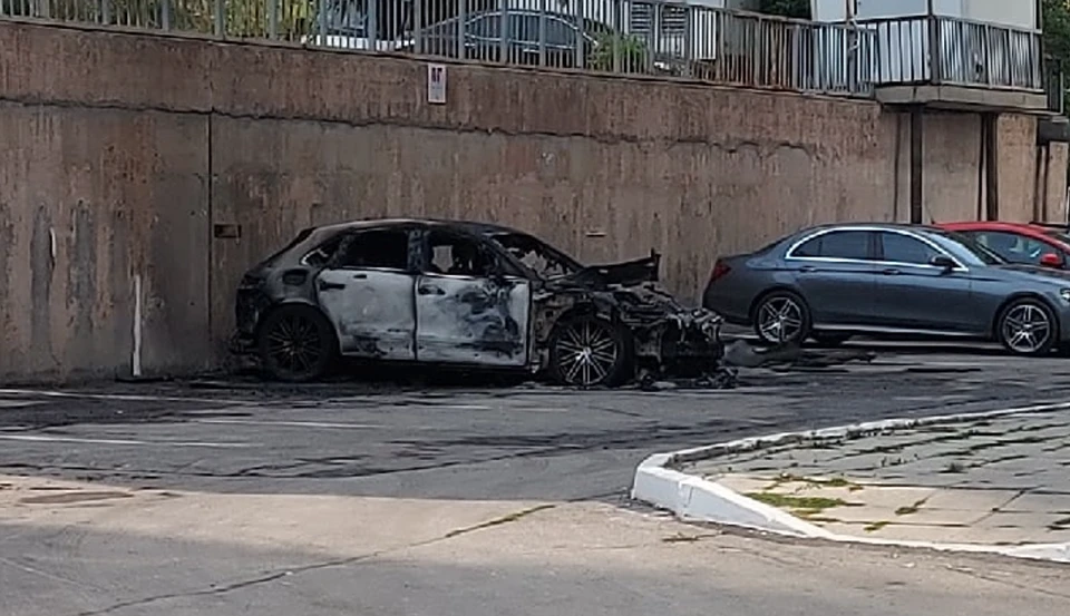 Автомобиль восстановлению не подлежит. Фото: Исо Салимзода