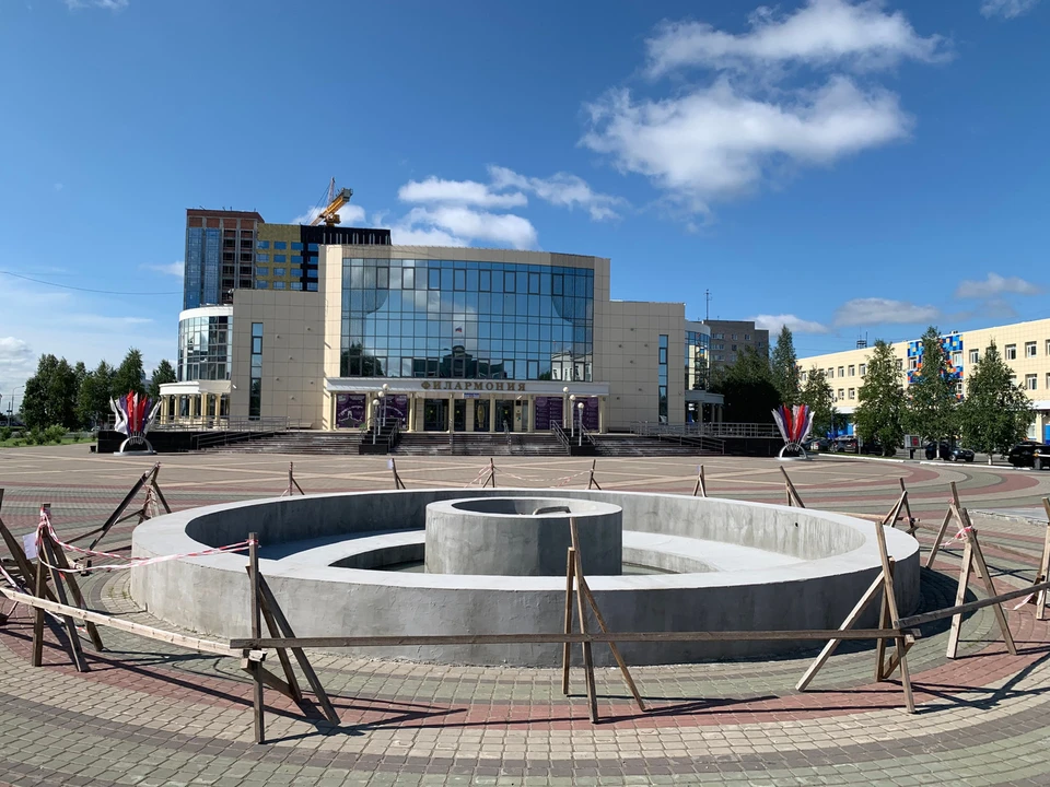 В Сургуте реконструируют фонтан на площади Советов Фото: Администрация Сургута