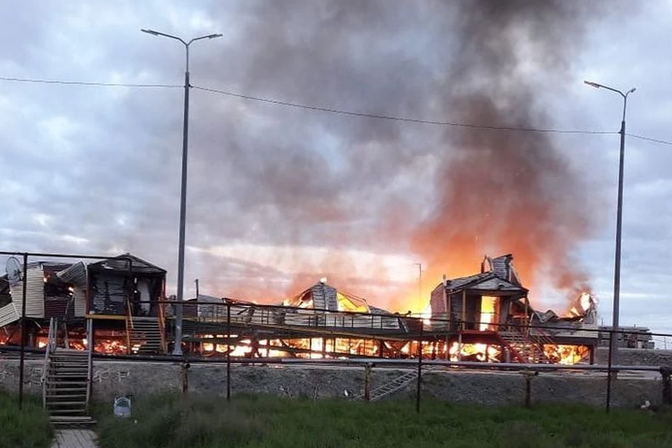 Фото: личная страница Василия Паршакова в соцсети. В сгоревшем доме проживали 49 человек.