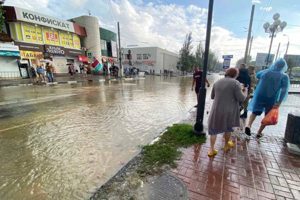 Затоплена центральная часть города. Фото: пресс-служба администрации Керчи