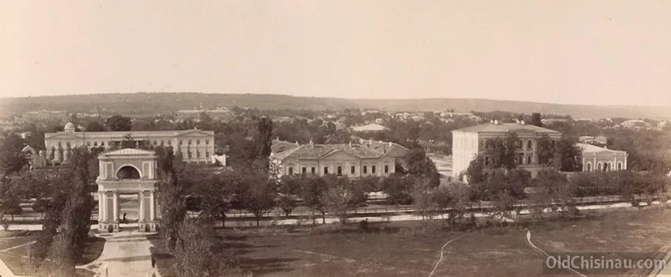 Комплекс зданий Митрополии в Кишиневе более ста лет назад. Фото: oldchisinau.com