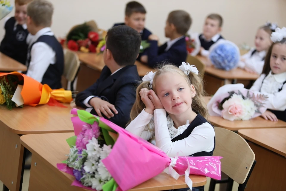 Как прошли линейки 1 сентября 2021 в школах Красноярска: публикуем лучшие фото