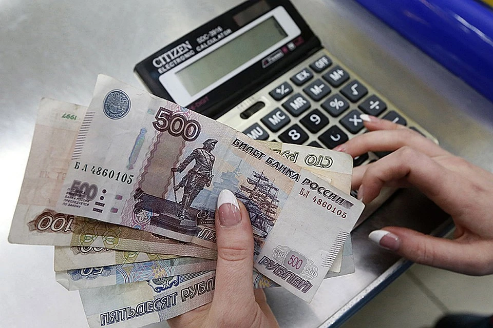 Росстат: средняя зарплата в России выросла до 58 782 рубля