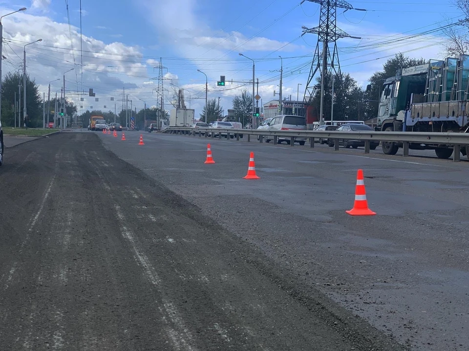 В Красноярске ремонтируют улицу Пограничников. Фото: мэрия Красноярска