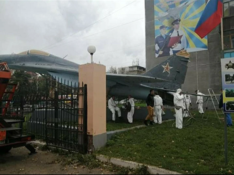 МиГ-29 в бывшем городке ИВВАИУ Иркутска отреставрируют.