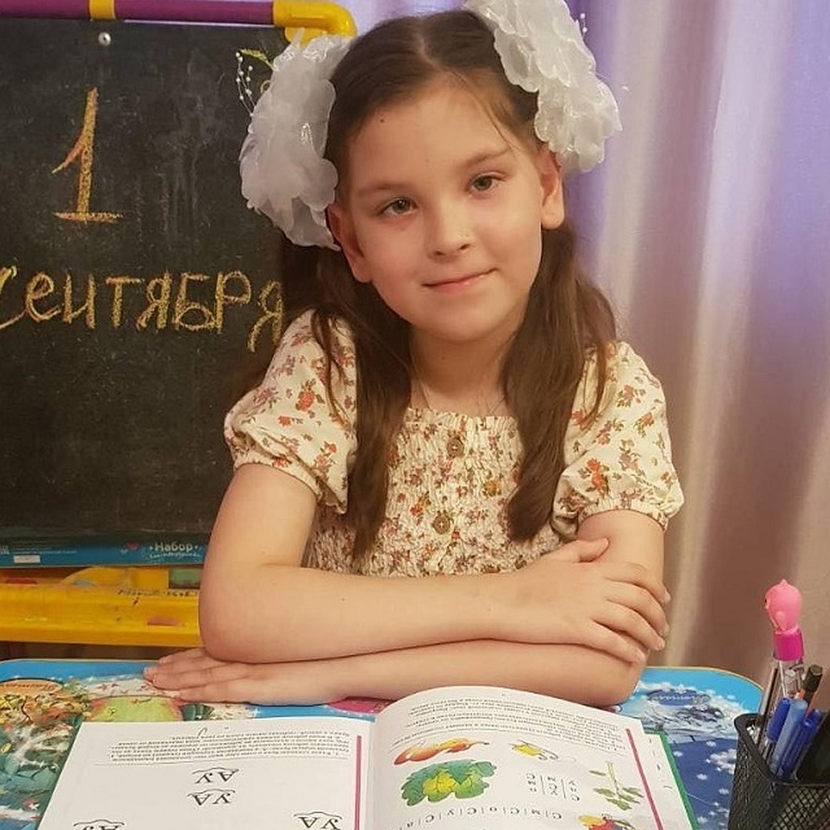 Мама 6-летней Алисы из Солигорска: «Дочка стала первоклашкой и хочет  учиться, несмотря на рак» - KP.RU