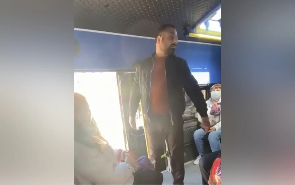 Конфликт произошел утром 7 августа в маршрутном такси №64 Фото и видео группы "Тула Жесть"