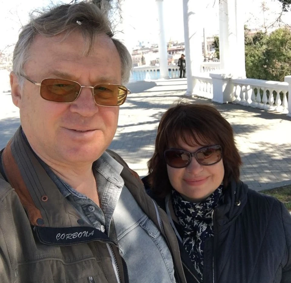 Ирина и Игорь Новоселецкие каждый день совершают прогулку к морю. Восстанавливаются после коронавируса