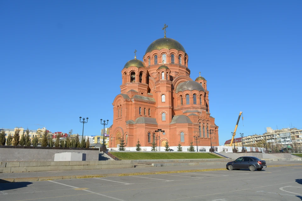 На площади у собора установят экраны для трансляции.