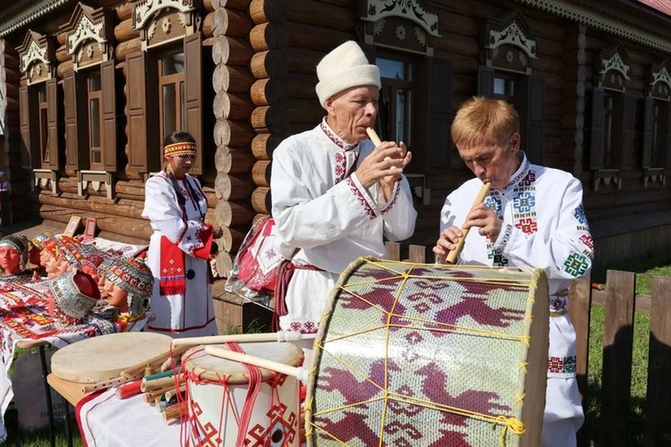 Этнопарк дружбы. Этнопарк дружбы народов Самара. Этнокультурный комплекс "парк дружбы народов" в Самаре. Парк дружбы народов Самара открытие.