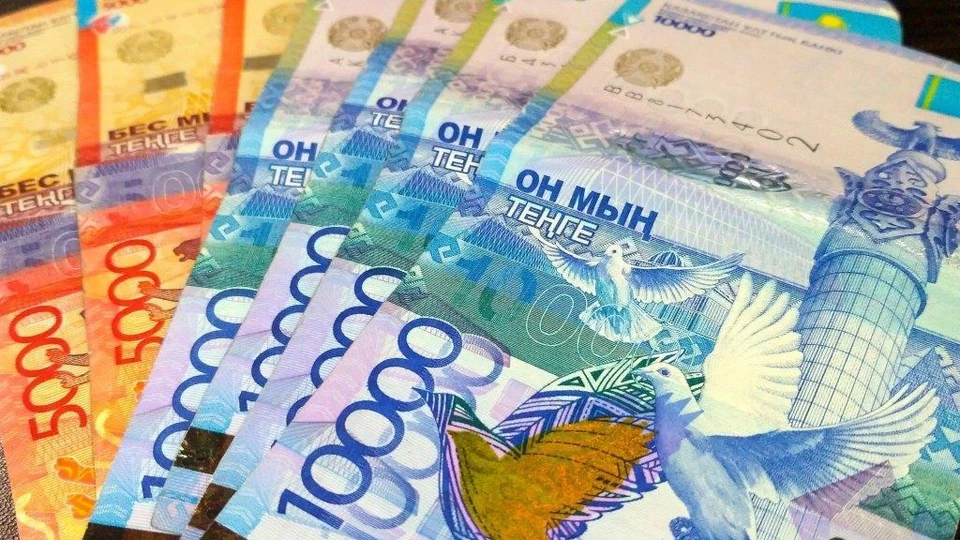 Министр финансов Казахстана Ерулан Жамаубаев сообщил, что план по доходам перевыполнен на 30 миллиардов тенге