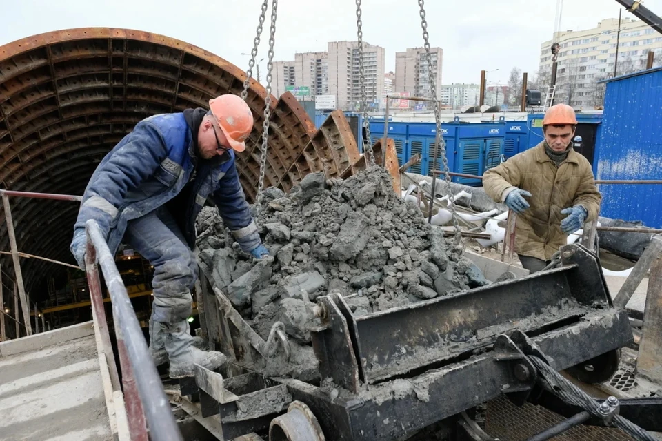"Метрострой Северной столицы" активно закупает стройматериалы для начала работ по возведению подземки.