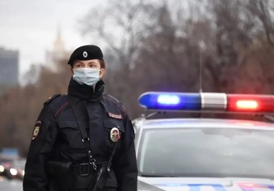 По данным ведомства, во дворе подрядчик установил металлические футбольные ворота.