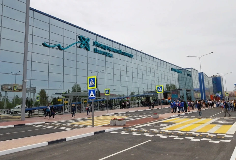 Рейс из аэропорта Волгограда отменился, но о пассажирах перевозчик не подумал