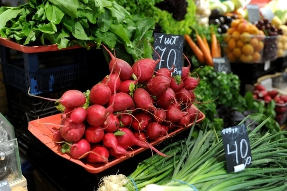На еженедельных ярмарках в городе Симферополе цены на сельхозпродукцию зафиксированы на 20% ниже рыночных