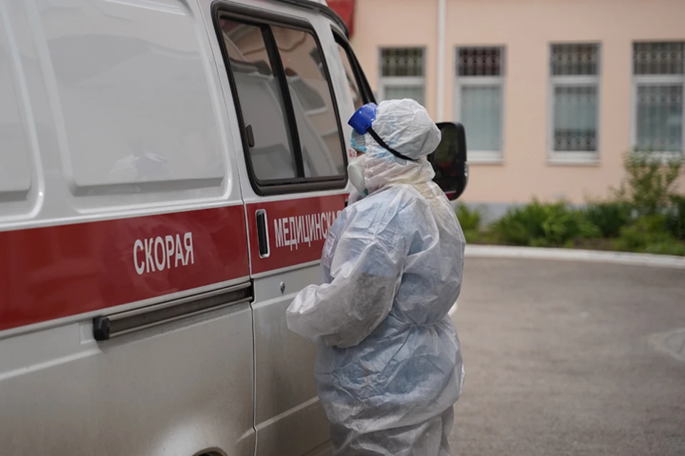 В больницы попадают все больше зараженных "ковидом".