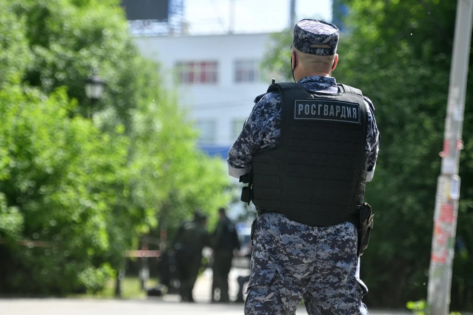 Мужчину, находившегося в розыске, задержали росгвардейцы