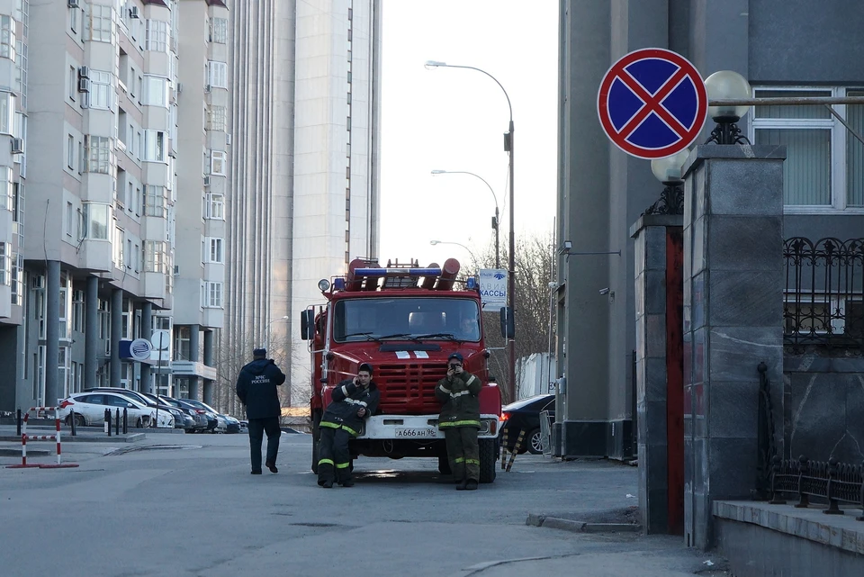 На место пожара выезжали девять человек личного состава МЧС