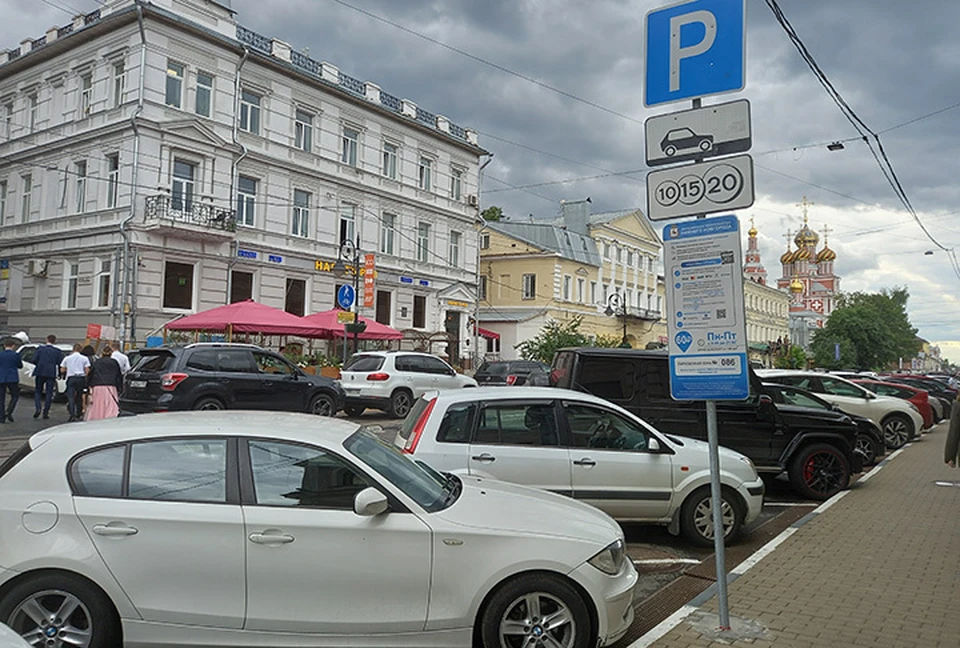 Резидентские парковочные разрешения в Нижнем Новгороде: сколько стоят и кто может получить.