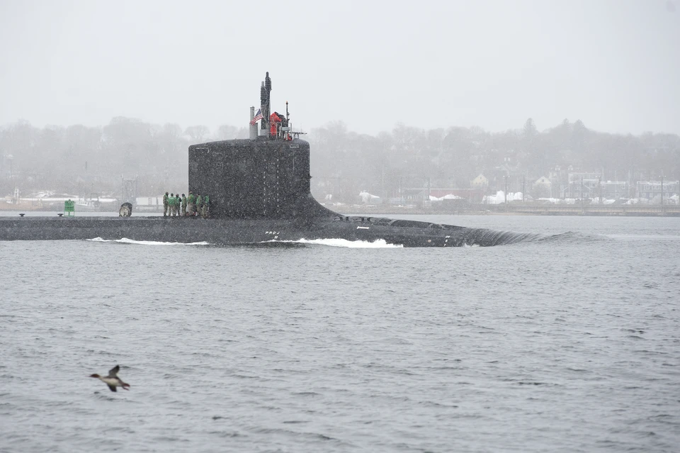При столкновении атомной подлодки США с подводным объектом пострадали 11 моряков