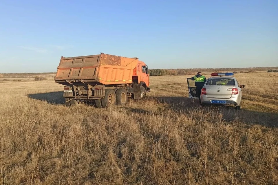 Остановить водителя смогли только после выстрела из табельного. Фото: ГУ МВД по Самарской области