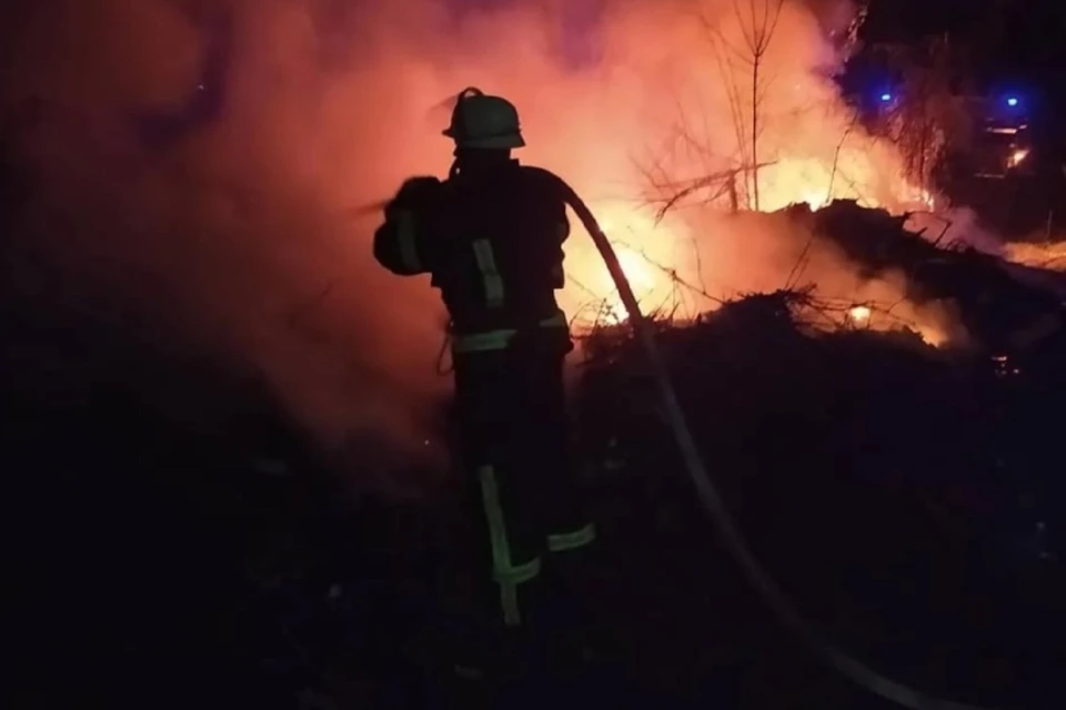 В Ростовской области загорелся сеновал. Фото: ГУ МЧС по РО