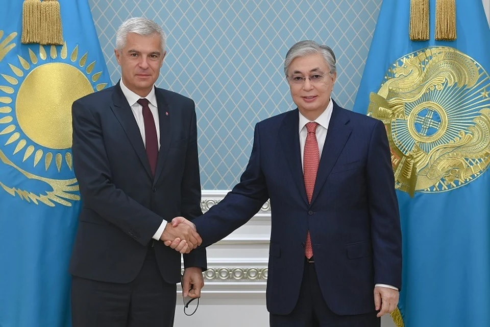 Касым-Жомарт Токаев отметил большое значение его визита в Казахстан для придания импульса развитию двустороннего сотрудничества.