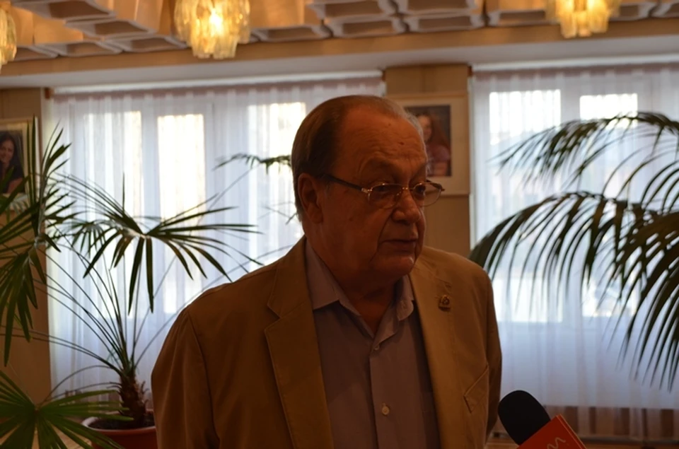 - Во всем виновата пандемия! - считает режиссер
