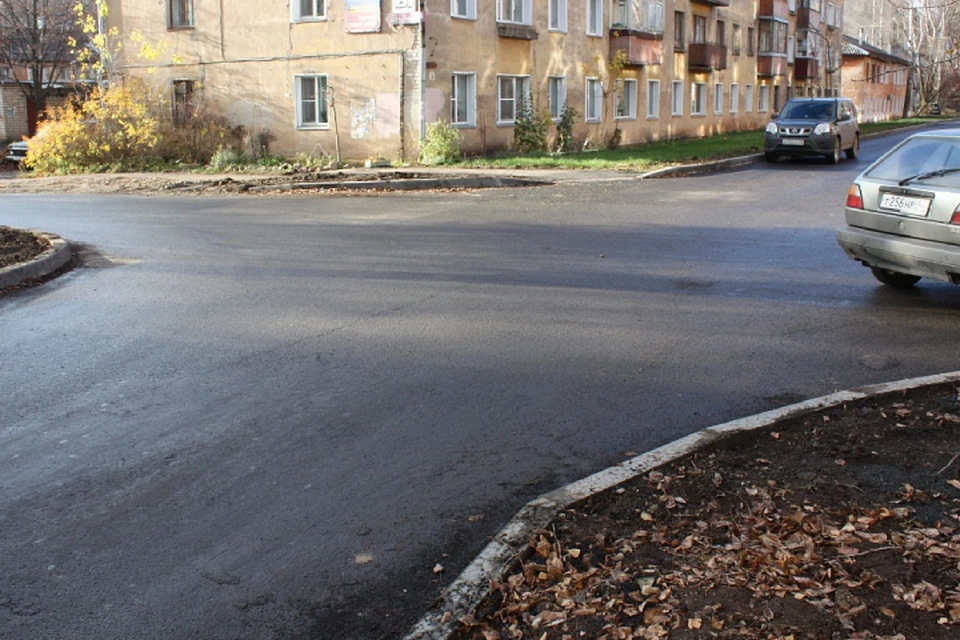 На обеих улицах восстановили проезжую часть и тротуары. Фото: admkirov.ru